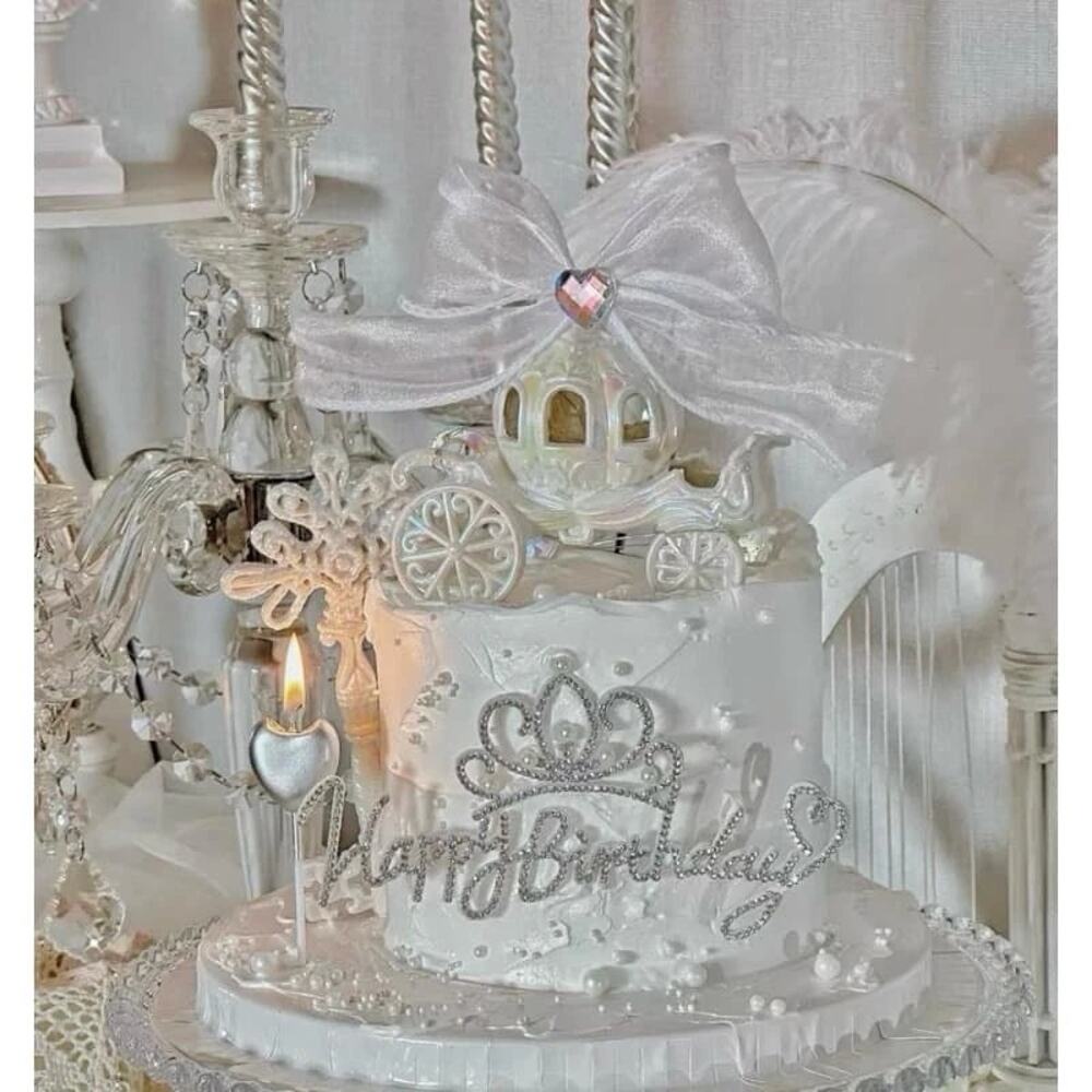 Cinderella Carriage & Bow Topper